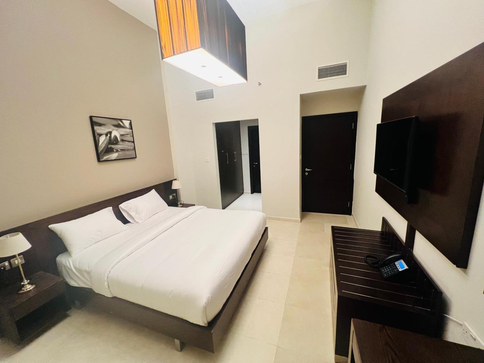 Alraef Luxury Apartments Дубай Екстериор снимка