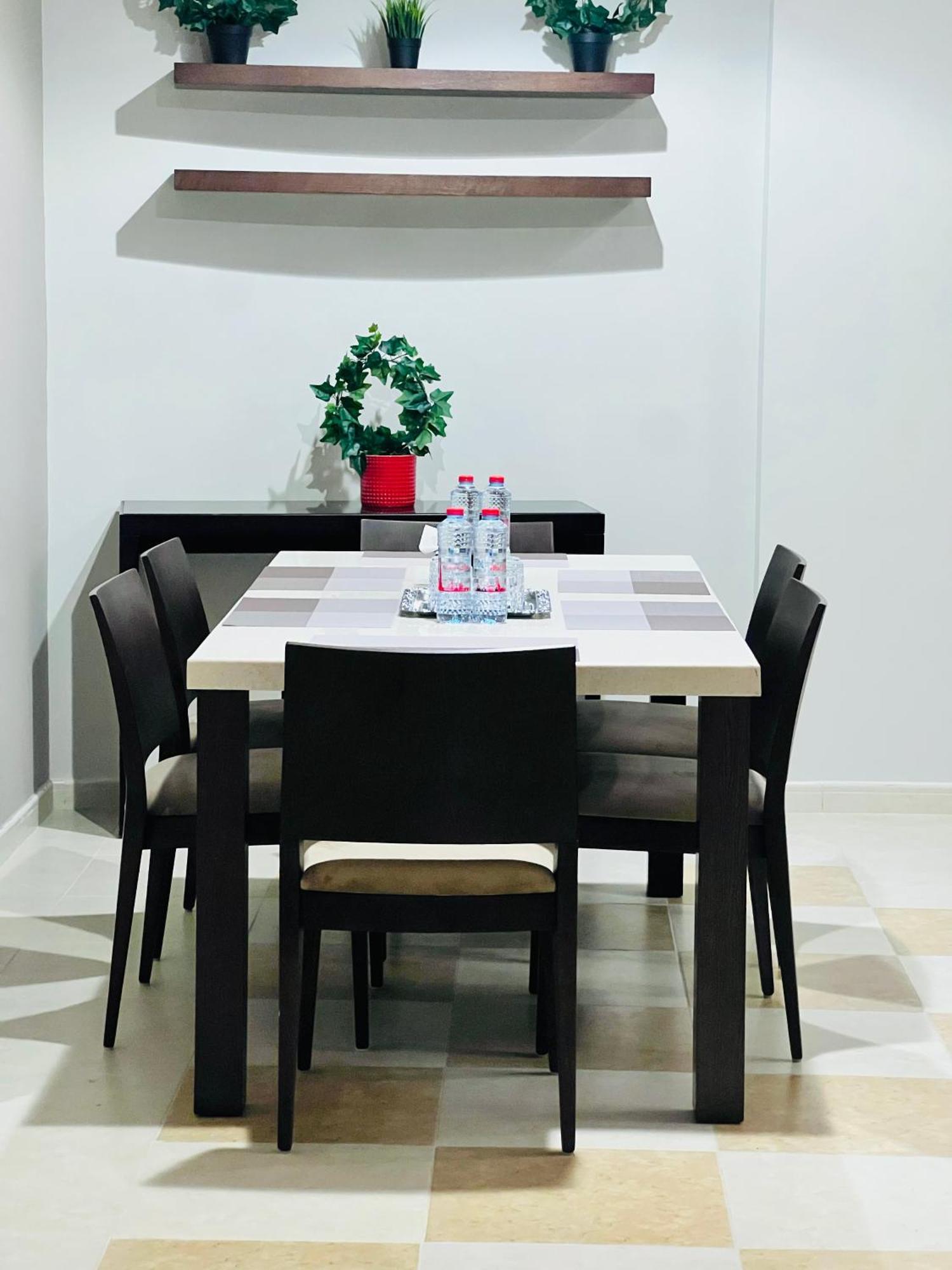 Alraef Luxury Apartments Дубай Екстериор снимка