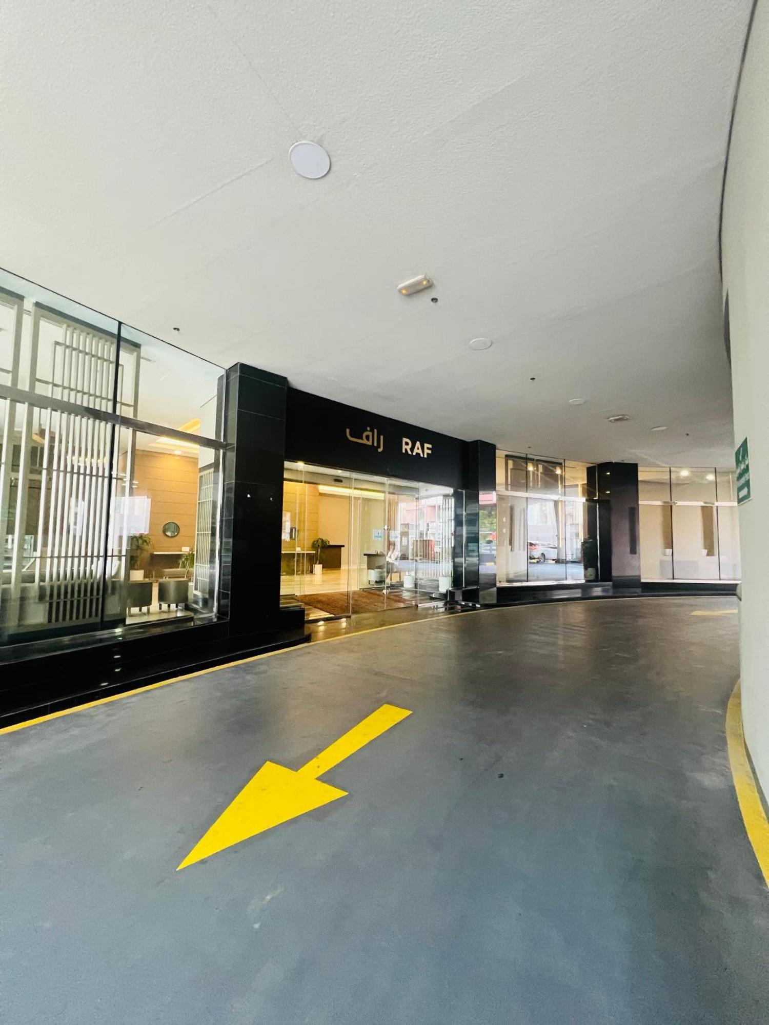 Alraef Luxury Apartments Дубай Екстериор снимка