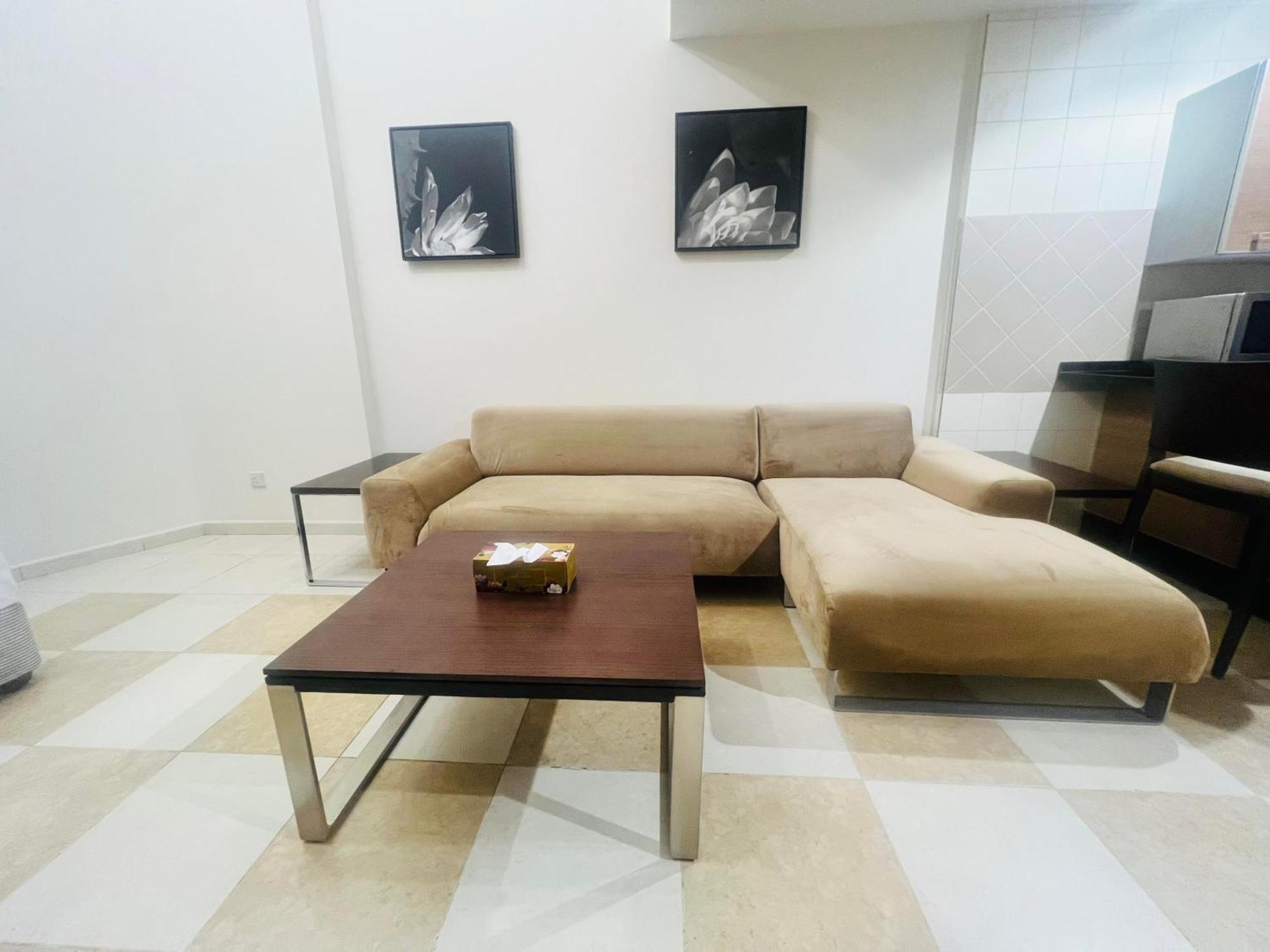 Alraef Luxury Apartments Дубай Екстериор снимка