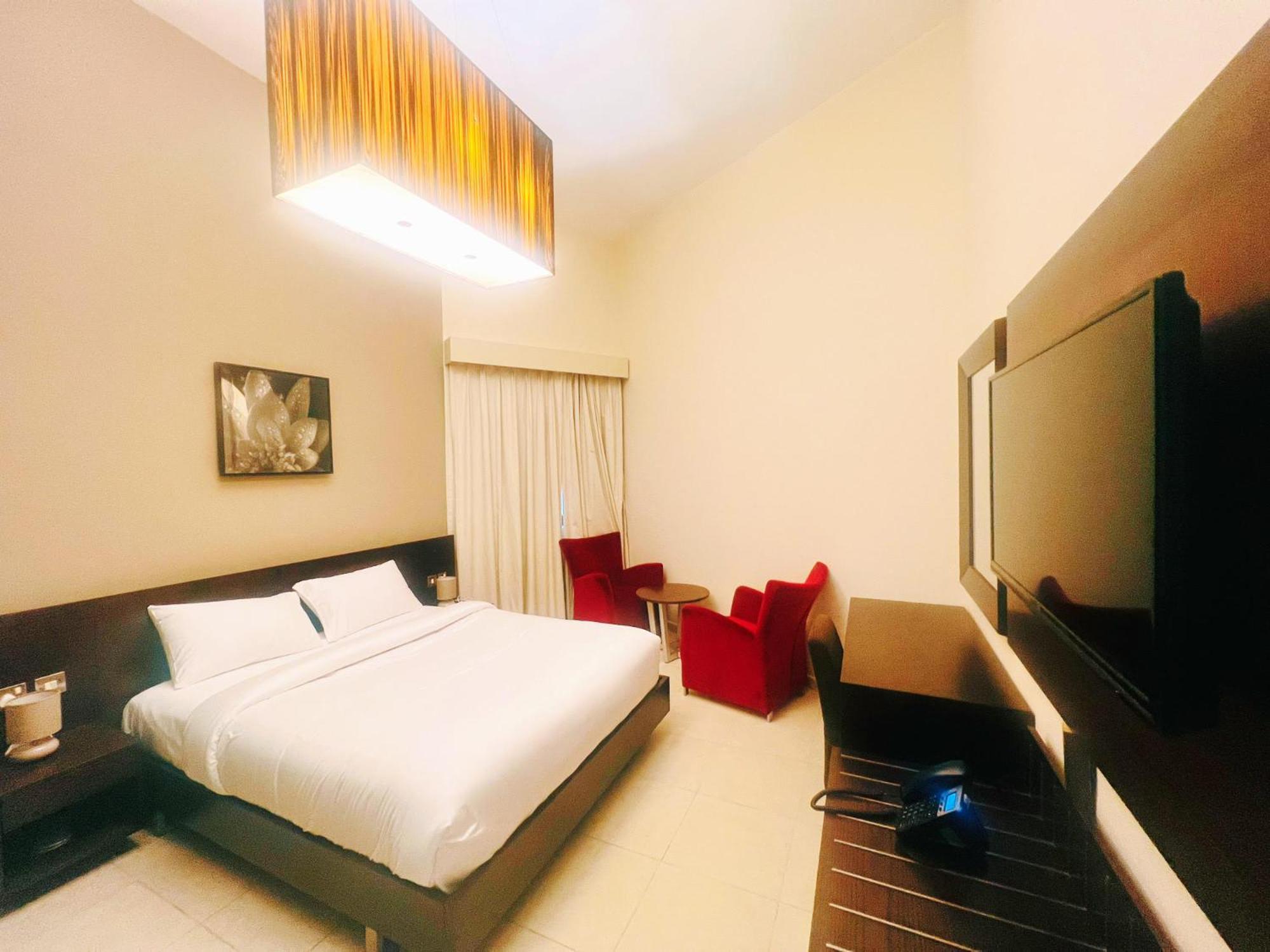 Alraef Luxury Apartments Дубай Екстериор снимка